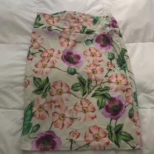 Lularoe Cassie medium floral print